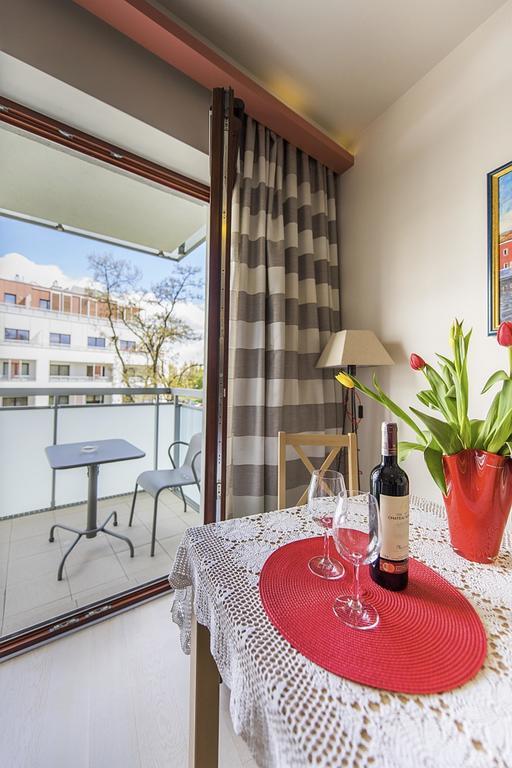 P&O Apartments Metro Mlociny Варшава Екстериор снимка